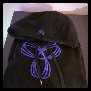 Black TNA hoodie Medium